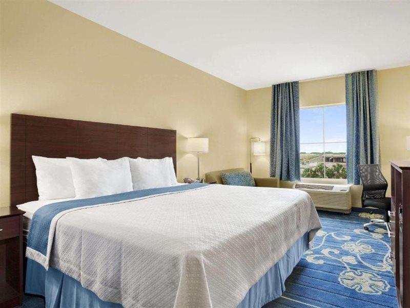 Spark By Hilton Victoria Exteriér fotografie